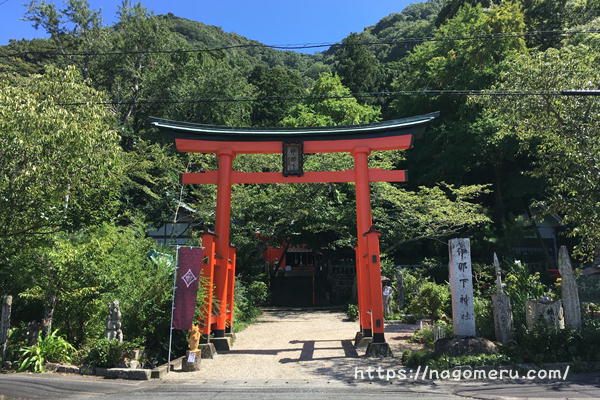 伊那下神社 静岡県松崎町 木彫りの精霊がたくさんいる可愛い神社 Nagomeru なごめる